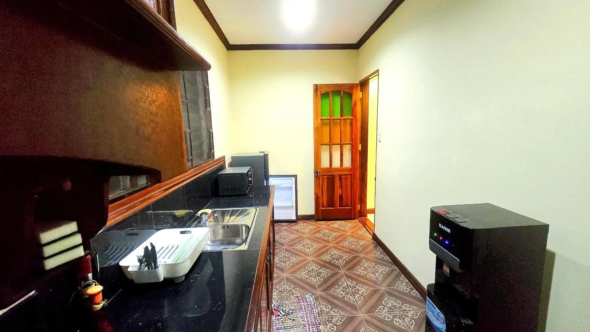 Villa Rosello Dauis Guest house